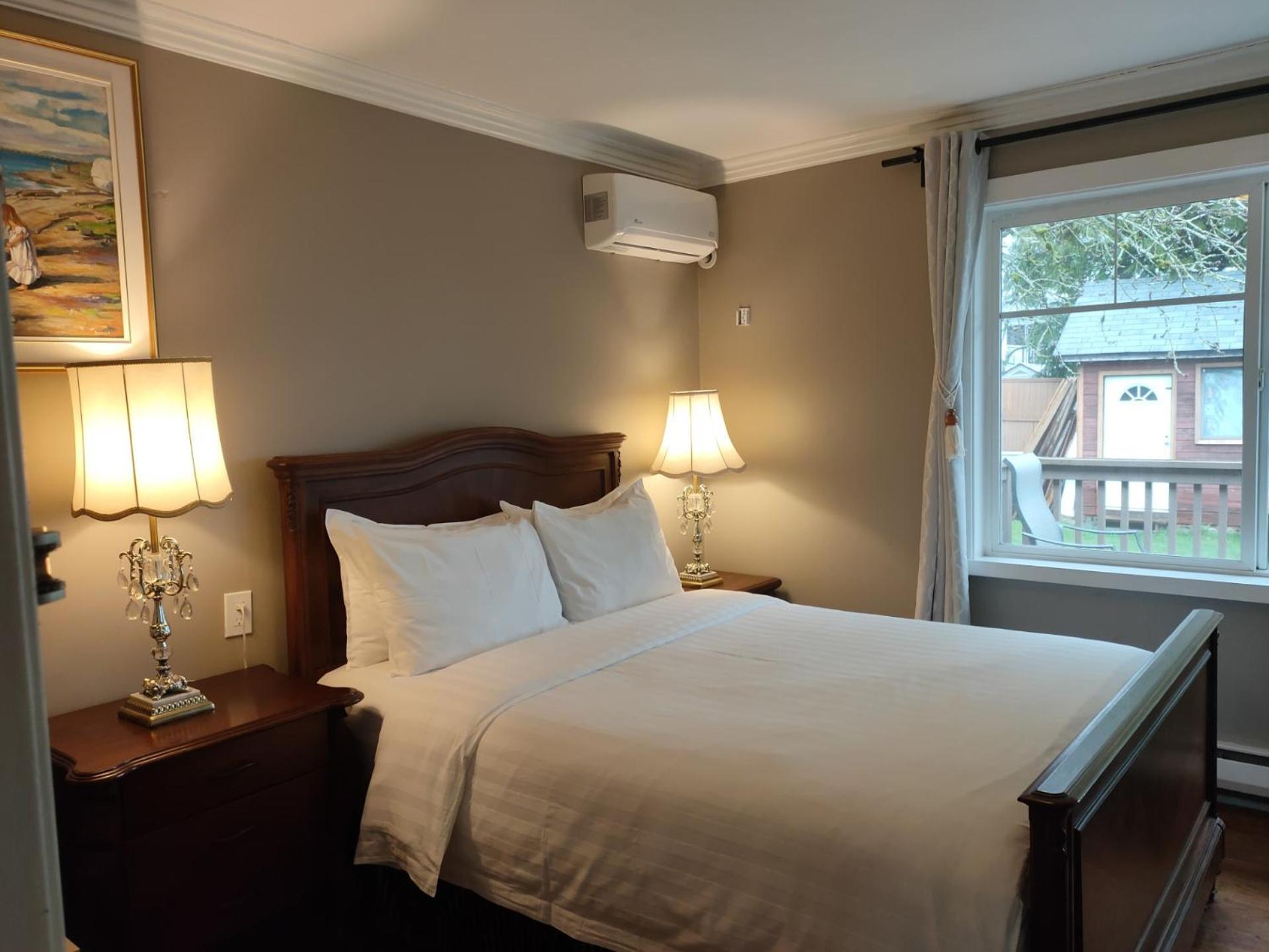 Semi Centre House Hotel White Rock Ngoại thất bức ảnh