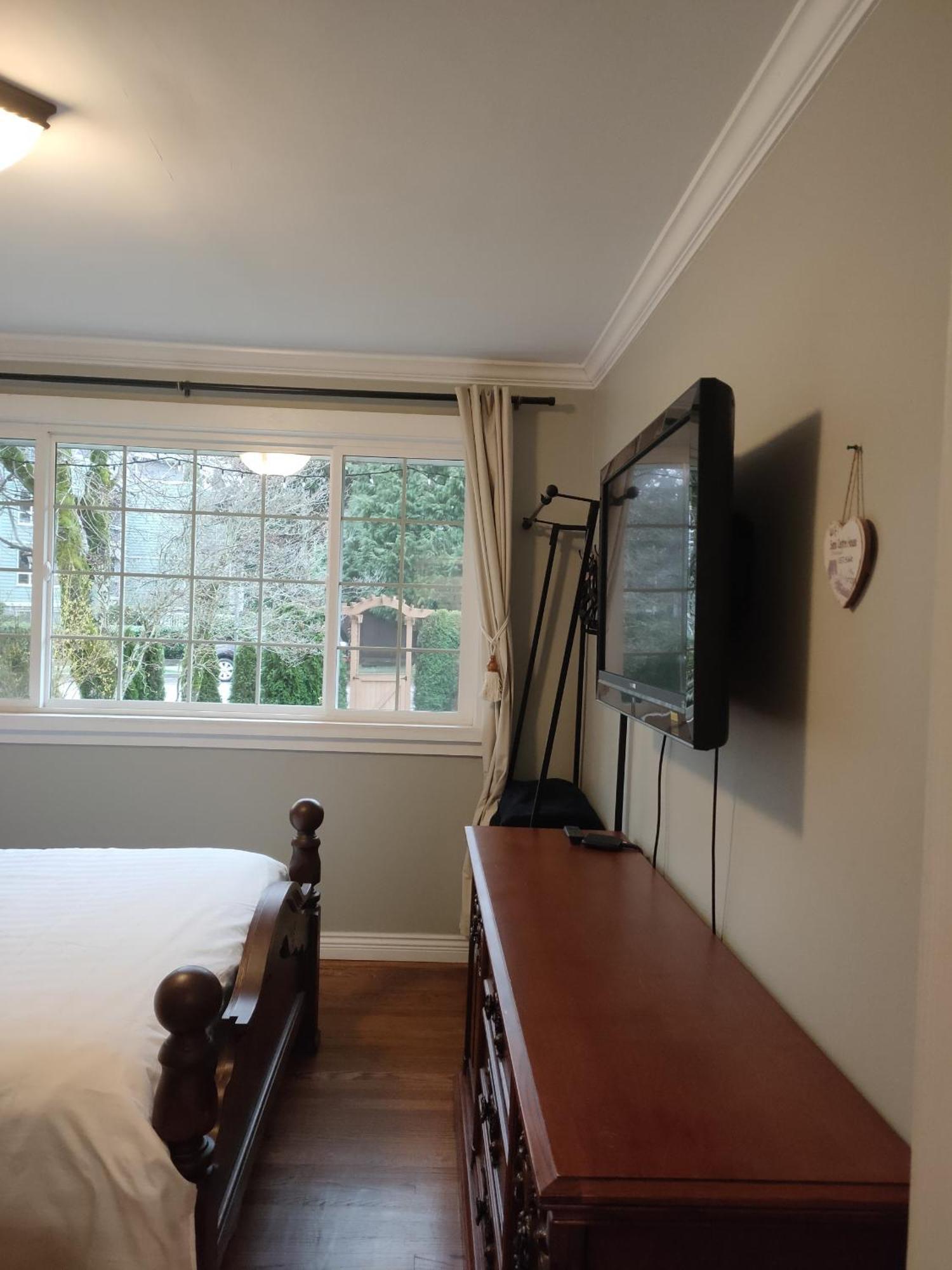 Semi Centre House Hotel White Rock Ngoại thất bức ảnh