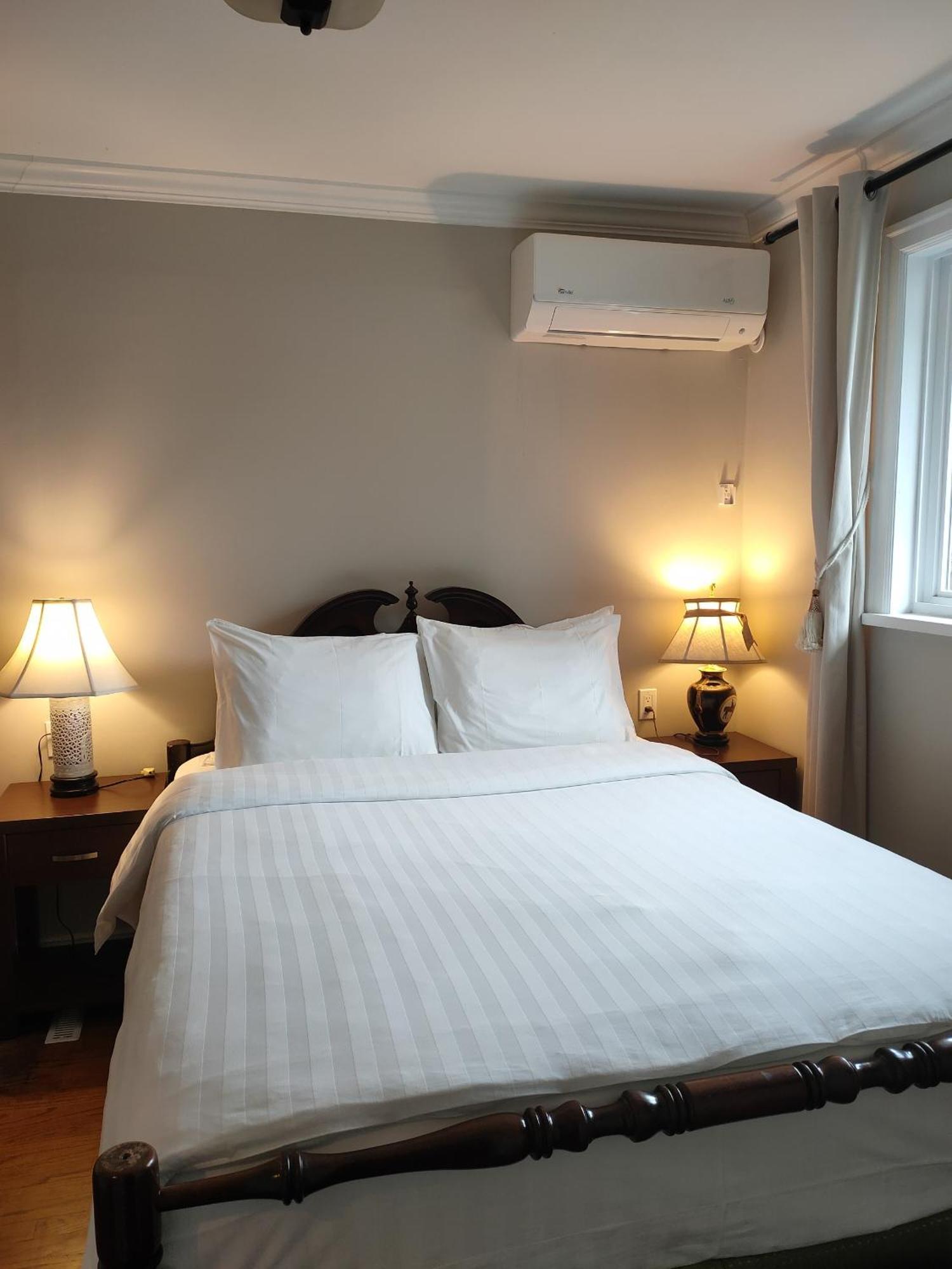 Semi Centre House Hotel White Rock Ngoại thất bức ảnh