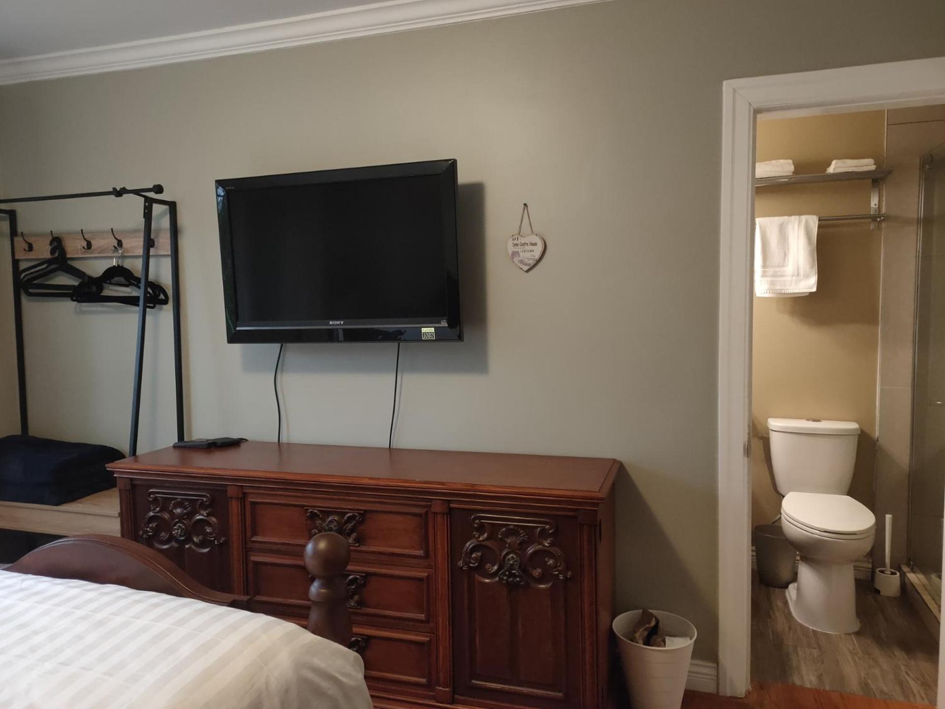 Semi Centre House Hotel White Rock Ngoại thất bức ảnh